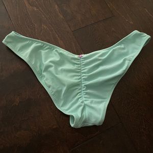 Pink Victoria’s Secret teal scrunch bottoms small